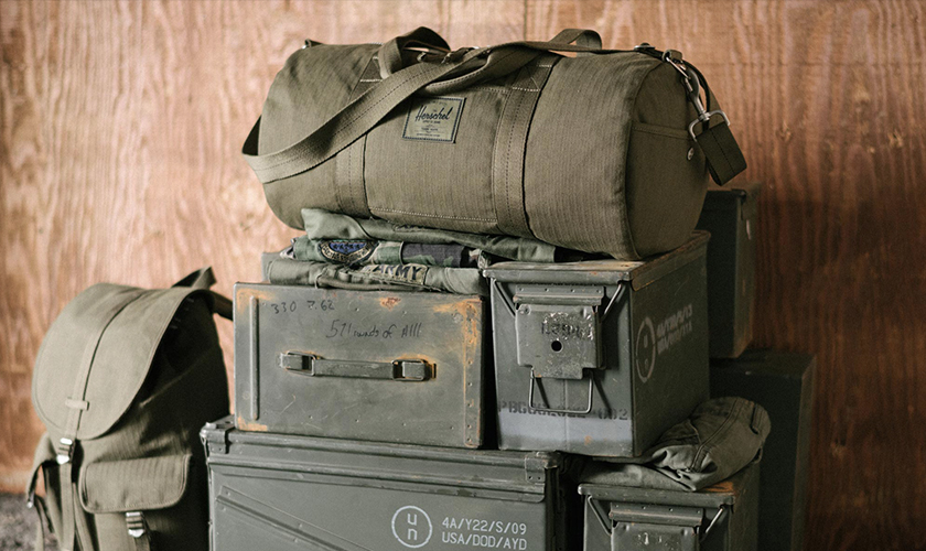 herschel-supply-co-surplus-1